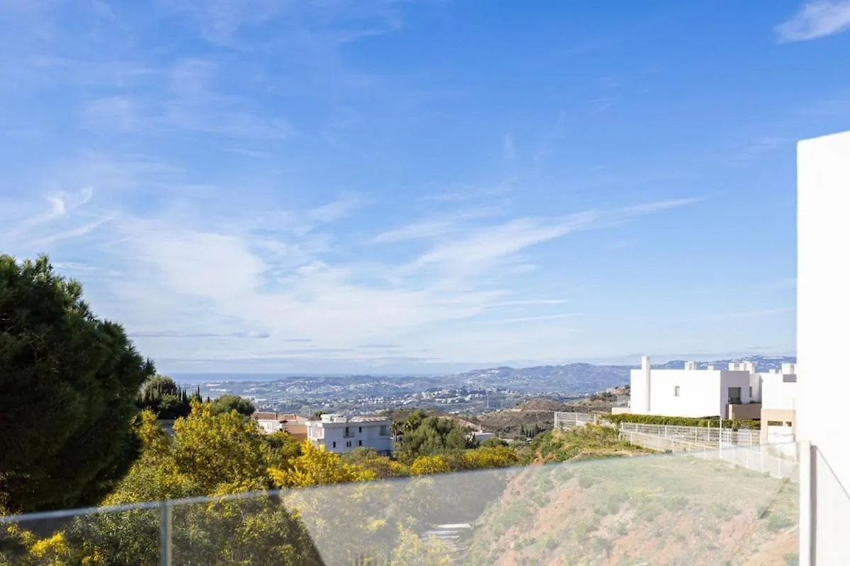 Syl Semi Detached House Btw The Mountains And Sea Villa Málaga Feriehus